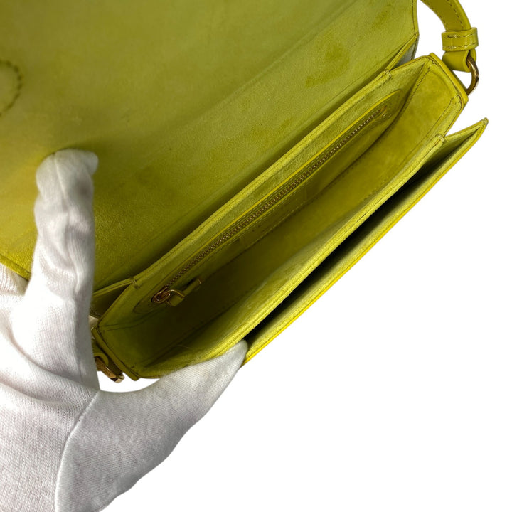 未使用 DIOR デイオール レディース CDシグネチャー ライム カーフスキン チェーンショルダーバッグ M9280UZWS 05-RU-0243 斜めがけ クロスボディ