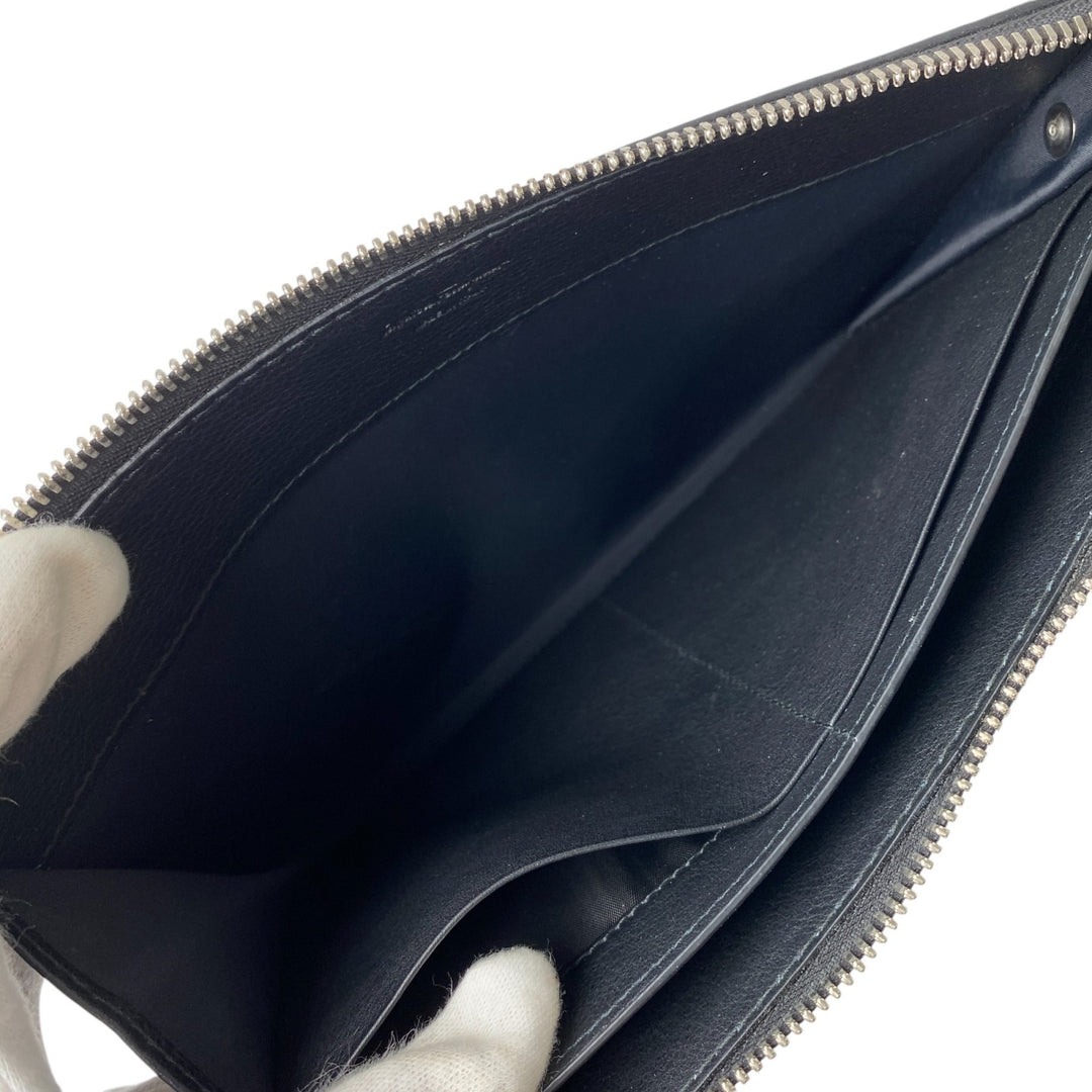 美品 フェラガモ FERRAGAMO レディース クラッチバッグ ロゴスタッズ 24-A121