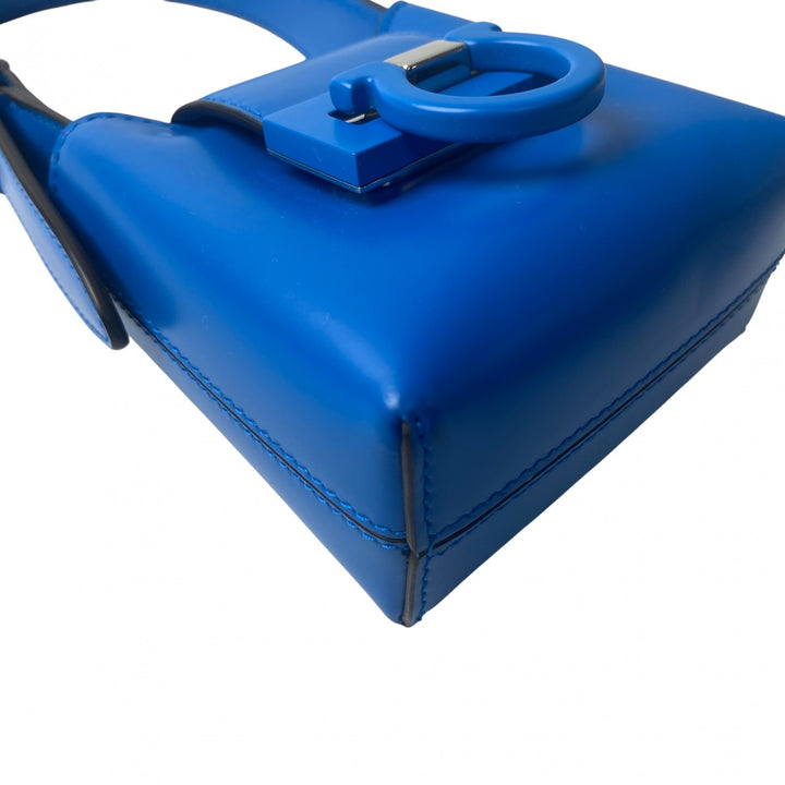 未使用 フェラガモ Ferragamo レディース ミニハンドバッグ ガンチーニ