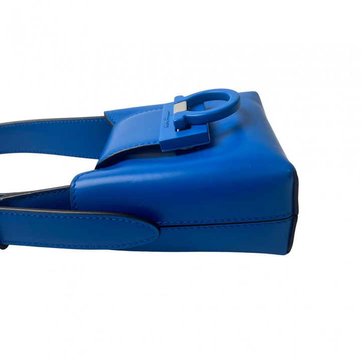 未使用 フェラガモ Ferragamo レディース ミニハンドバッグ ガンチーニ