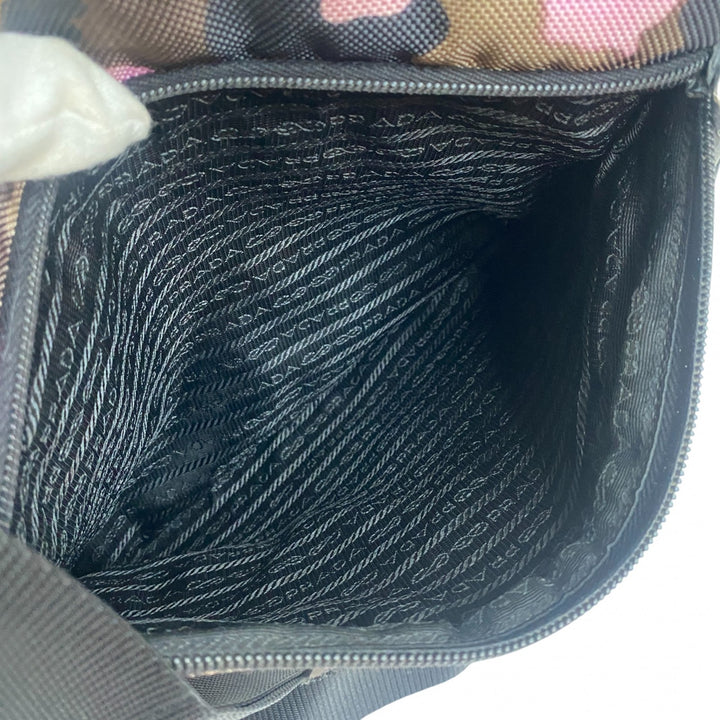 プラダ PRADA レディース 迷彩 ショルダーバッグ ポシェット 三角ロゴプレート 斜めがけ クロスボディ