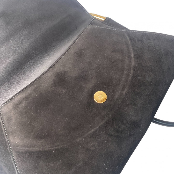 美品 サルヴァトーレフェラガモ Ferragamo レディース ショルダーバッグ 斜めがけ クロスボディ