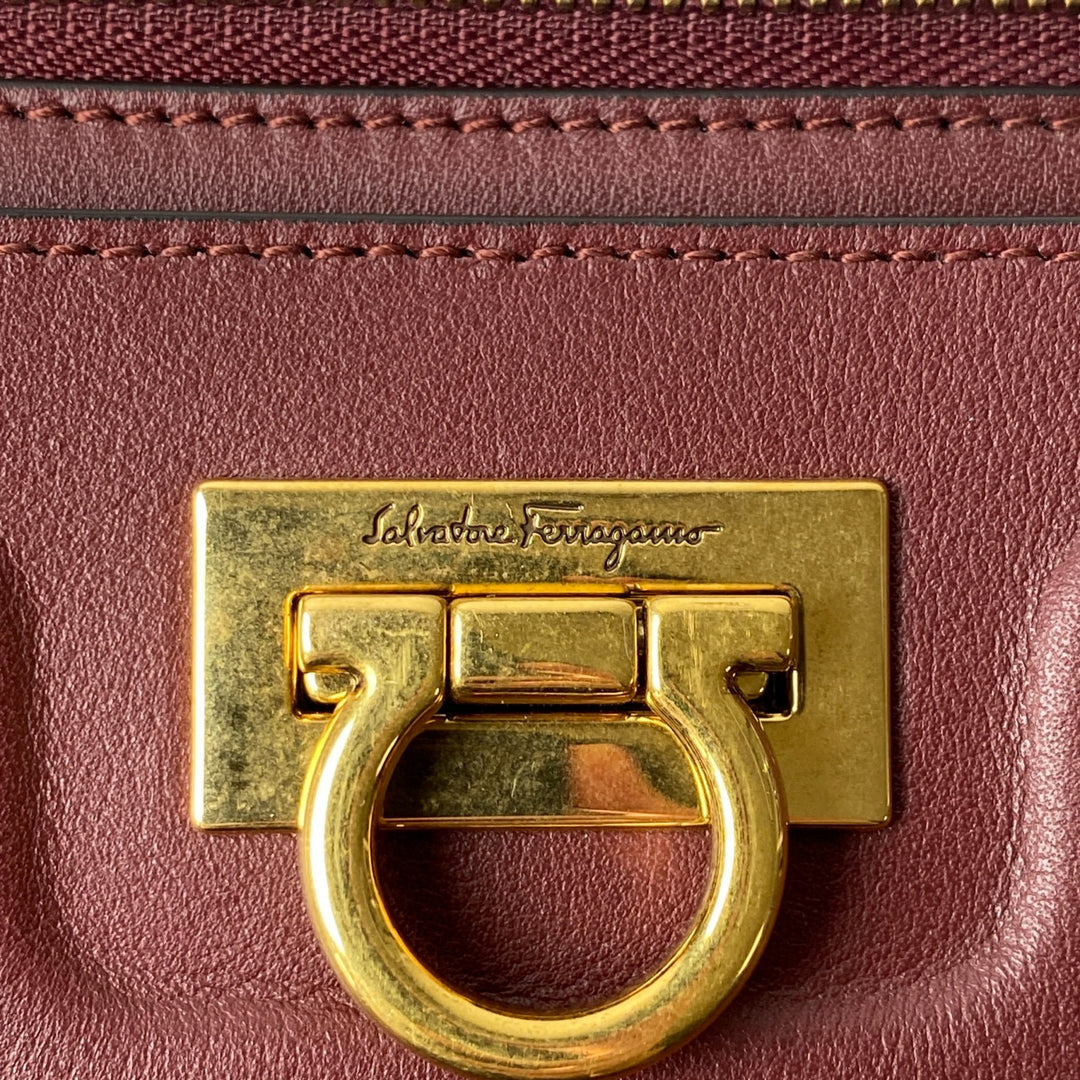 フェラガモ Ferragamo レディース ガンチーニ 2way ショルダーバッグ トートバッグ 斜めがけ クロスボディ