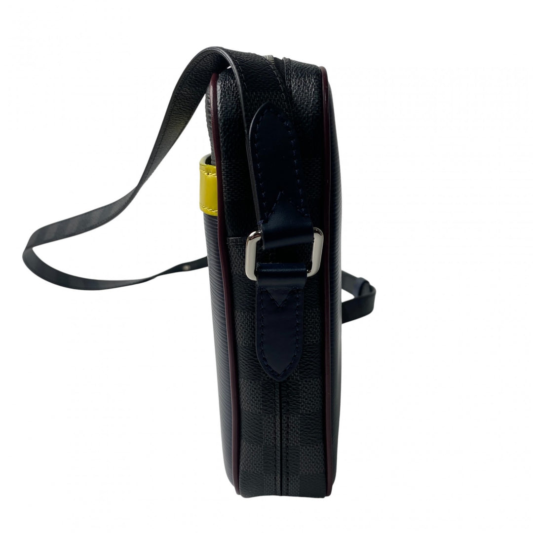 美品 ルイ ヴィトン LOUIS VUITTON メンズ エピ ダミエ ダヌーブ ショルダーバッグ ポシェット M55100 FO2109 斜めがけ クロスボディ