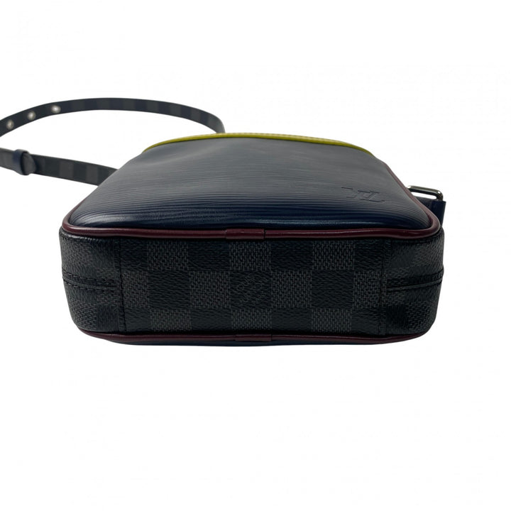 美品 ルイ ヴィトン LOUIS VUITTON メンズ エピ ダミエ ダヌーブ ショルダーバッグ ポシェット M55100 FO2109 斜めがけ クロスボディ