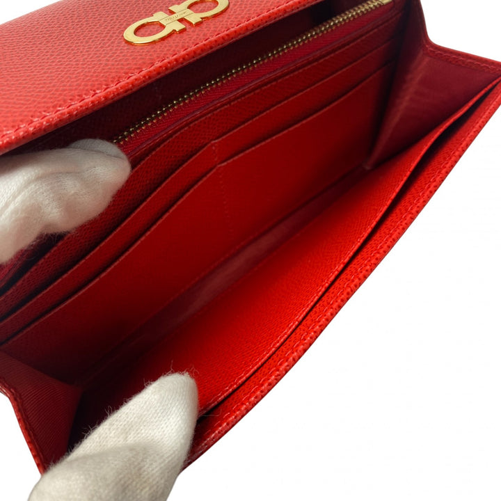 未使用 サルヴァトーレフェラガモ Salvatore Ferragamo 長財布 パスケース付き