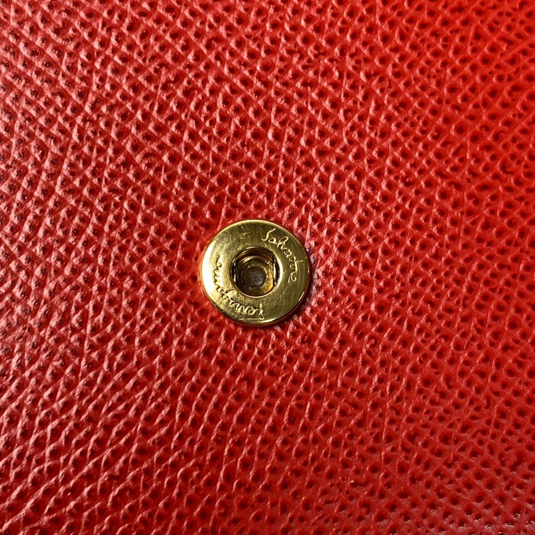 未使用 サルヴァトーレフェラガモ Salvatore Ferragamo 長財布 パスケース付き