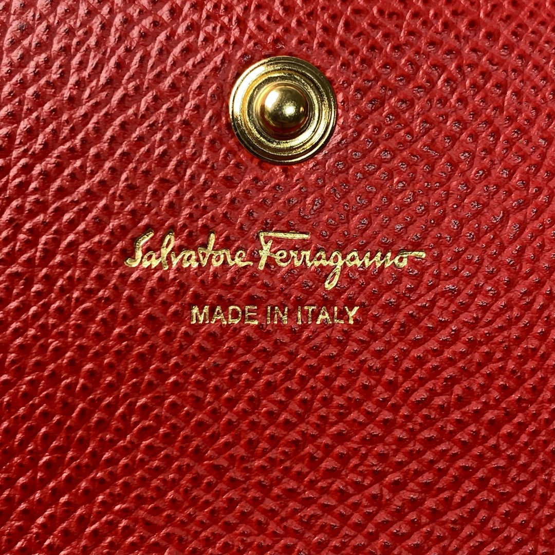 未使用 サルヴァトーレフェラガモ Salvatore Ferragamo 長財布 パスケース付き