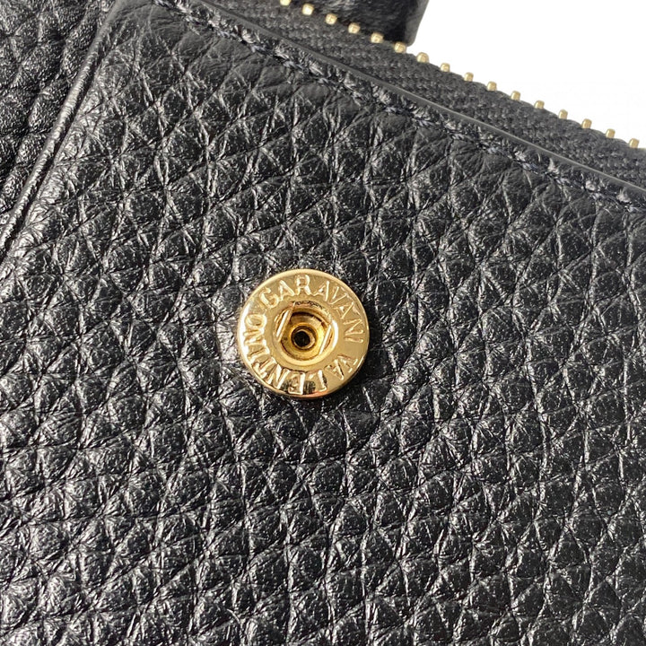 未使用 ヴァレンティノガラヴァーニ valentino garavani レディース スタッズ 二つ折り財布 ブラック レザー お札入れなし