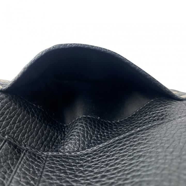 未使用 ヴァレンティノガラヴァーニ valentino garavani レディース スタッズ 二つ折り財布 ブラック レザー お札入れなし