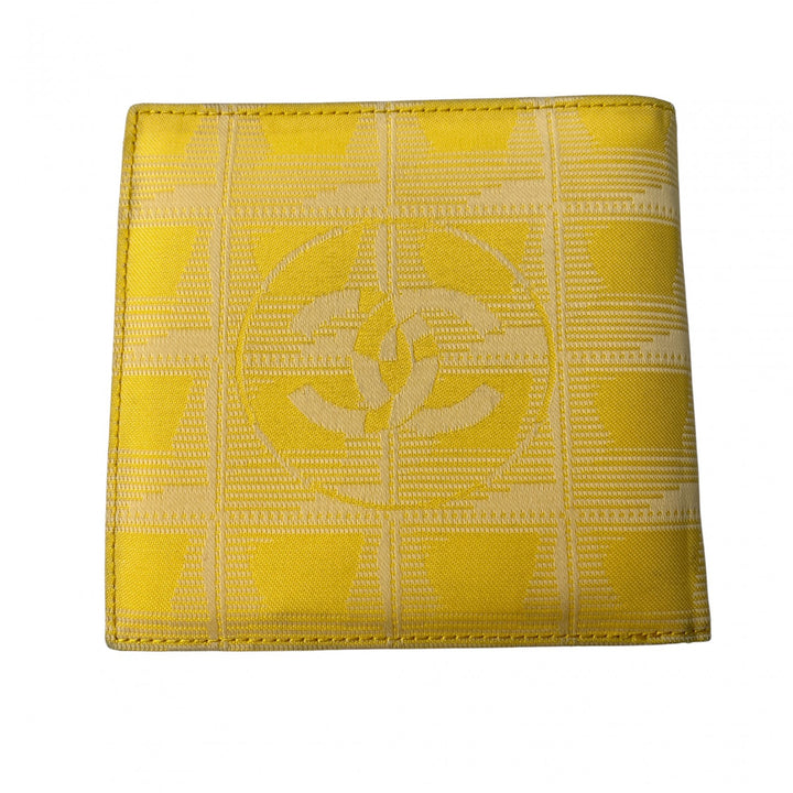 シャネル CHANEL レディース ニュートラベルライン ココマーク 二つ折り財布