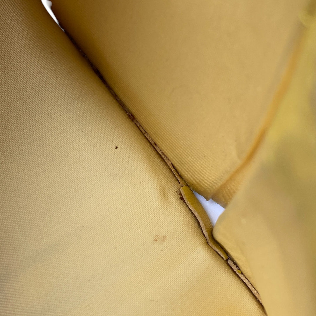 シャネル CHANEL レディース ニュートラベルライン ココマーク 二つ折り財布