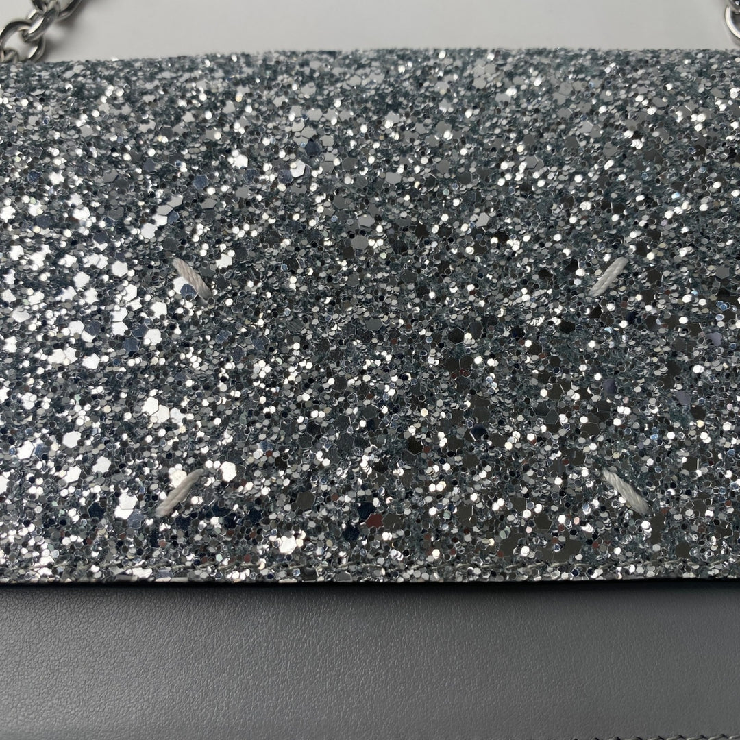 新品 メゾンマルジェラ Maison Margiela レディース グリッター チェーンショルダー ウォレット 斜めがけ クロスボディ