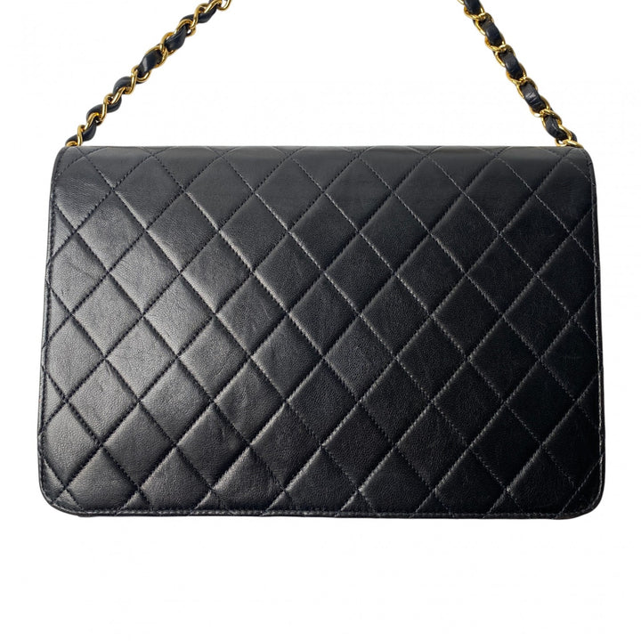 美品 シャネル CHANEL レディース マトラッセ ターンロック チェーンショルダーバッグ 7番台 斜めがけ クロスボディ