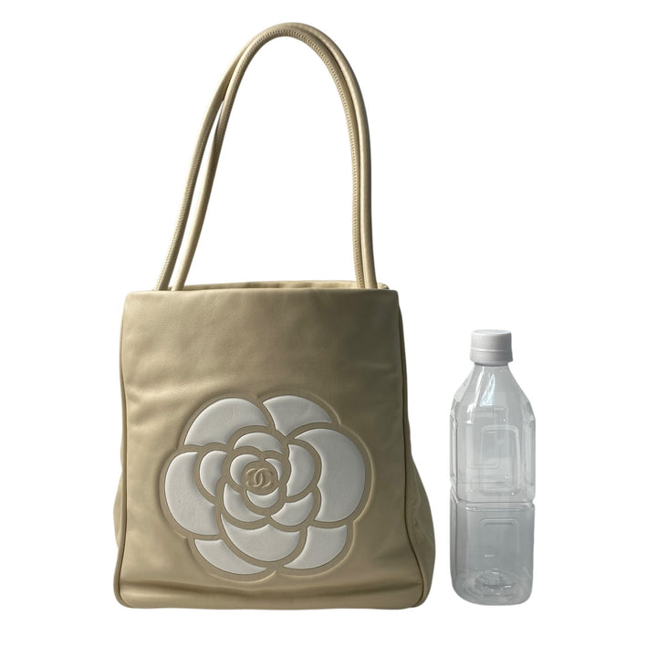 シャネル CHANEL レディース カメリア トートバッグ ラムスキン 7番 肩がけ