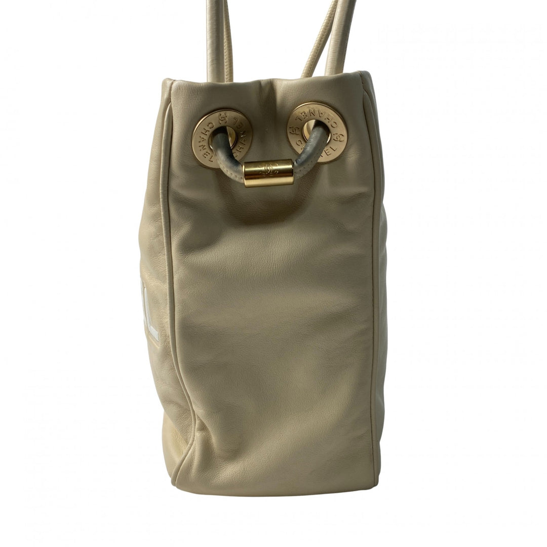 シャネル CHANEL レディース カメリア トートバッグ ラムスキン 7番 肩がけ