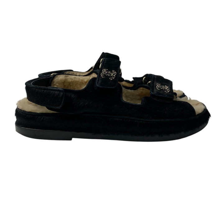 シャネル CHANEL レディース ココマーク ハラコ ボア サンダル 37C G35927