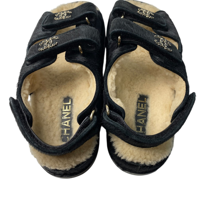 シャネル CHANEL レディース ココマーク ハラコ ボア サンダル 37C G35927