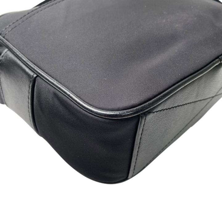 美品 バーバリー Burberry レディース ナイロン ショルダーバッグ 斜めがけ クロスボディ