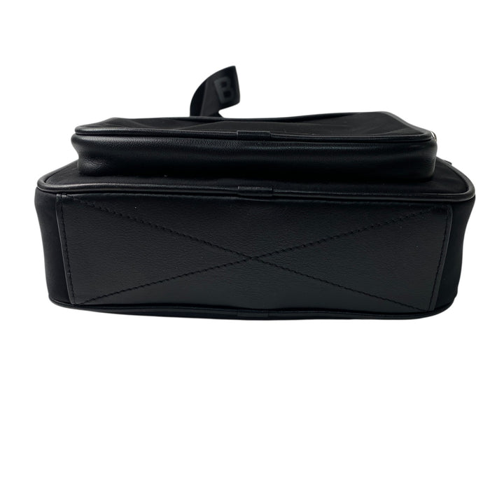 美品 バーバリー Burberry レディース ナイロン ショルダーバッグ 斜めがけ クロスボディ