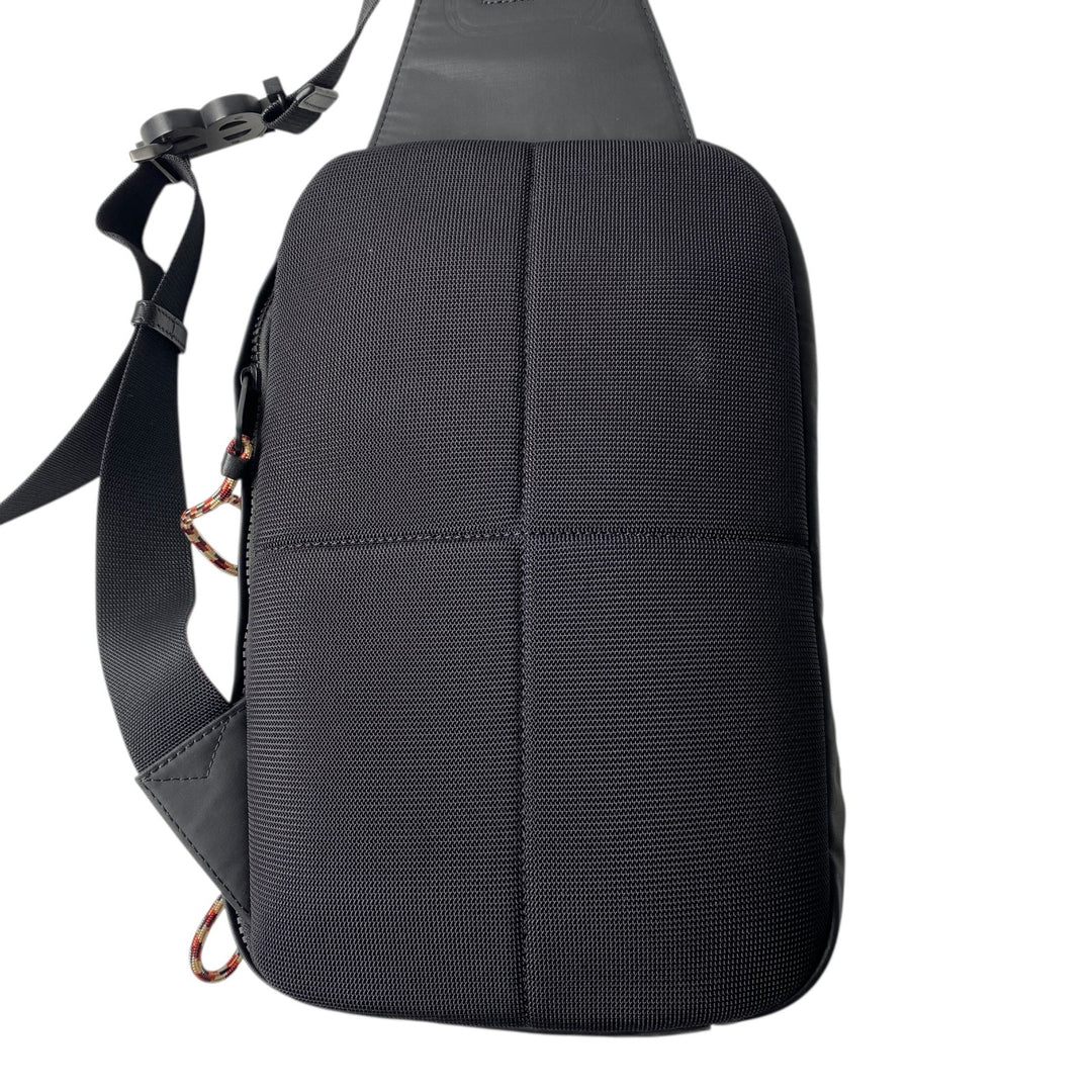 美品 バーバリー Burberry レディース ボディバッグ ナイロン 斜めがけ クロスボディ