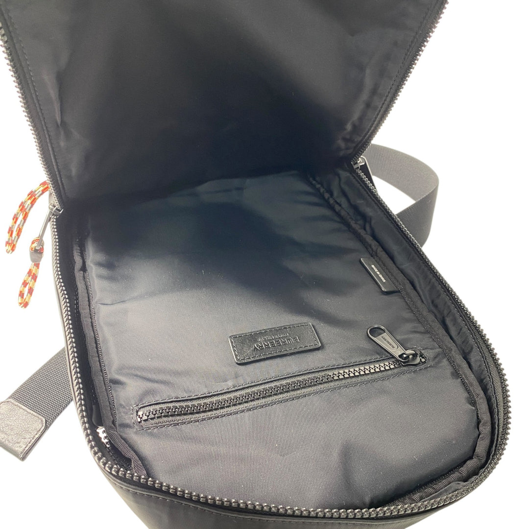 美品 バーバリー Burberry レディース ボディバッグ ナイロン 斜めがけ クロスボディ