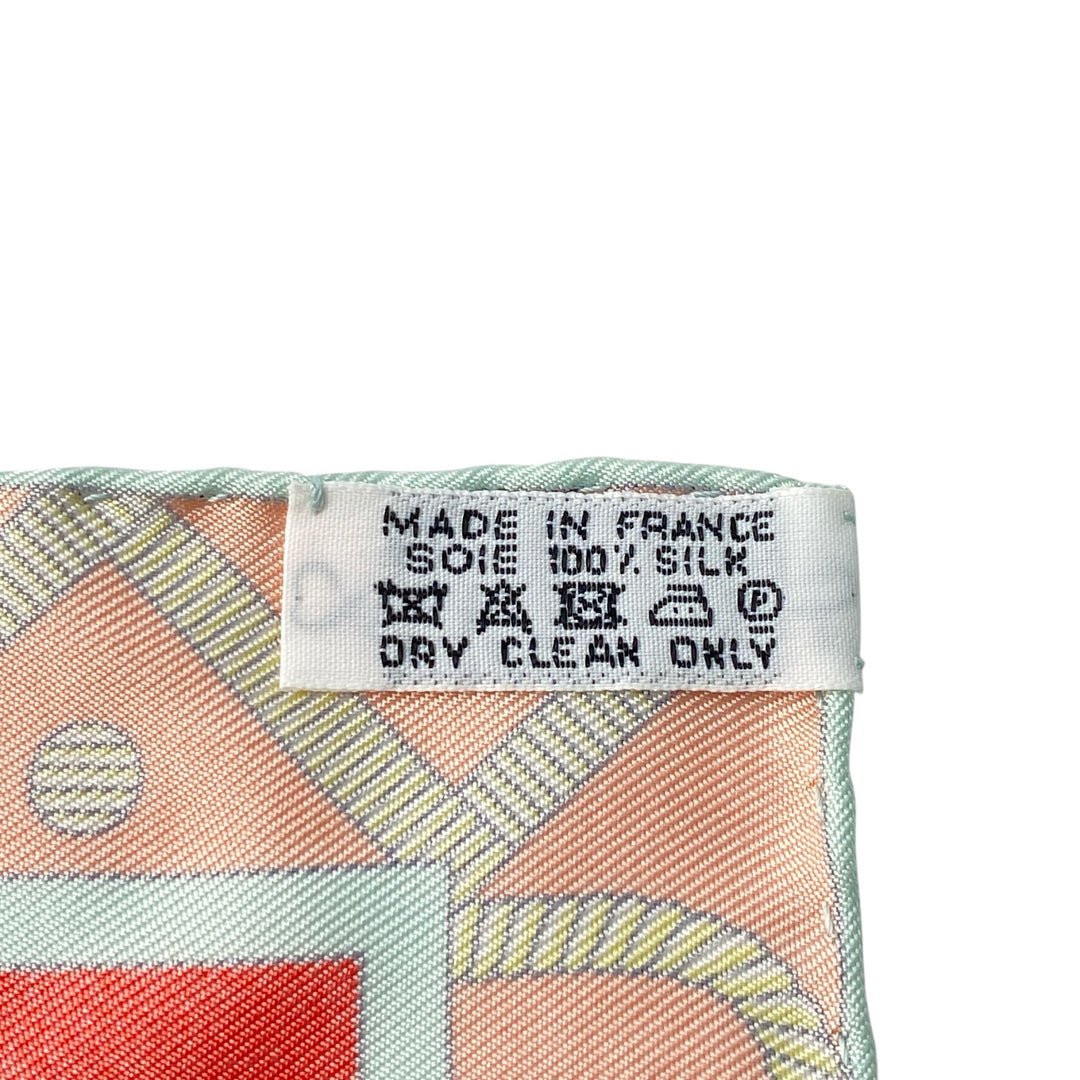 未使用 エルメス HERMES レディース プチ カレ45 ベルリンヌ馬車に乗って スカーフ