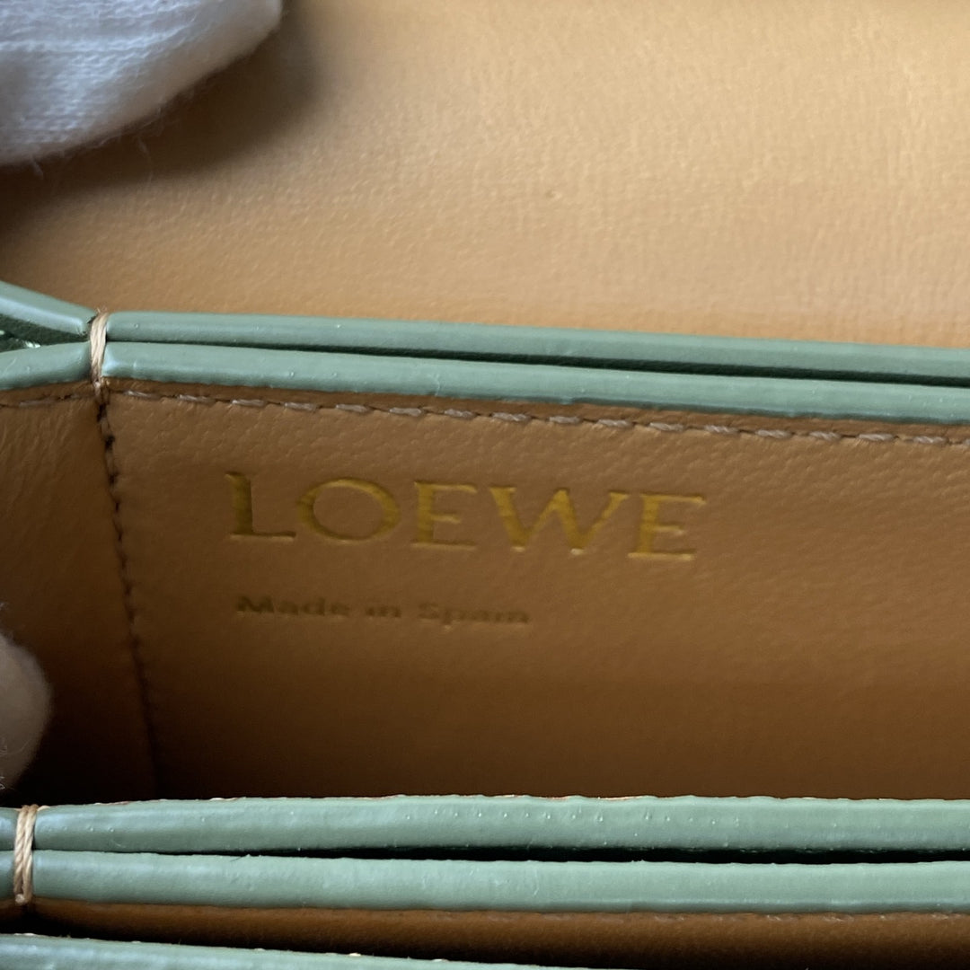 美品 ロエベ LOEWE レディース ゴヤ アコーディオン ショルダーバッグ A896O44X01 斜めがけ クロスボディ