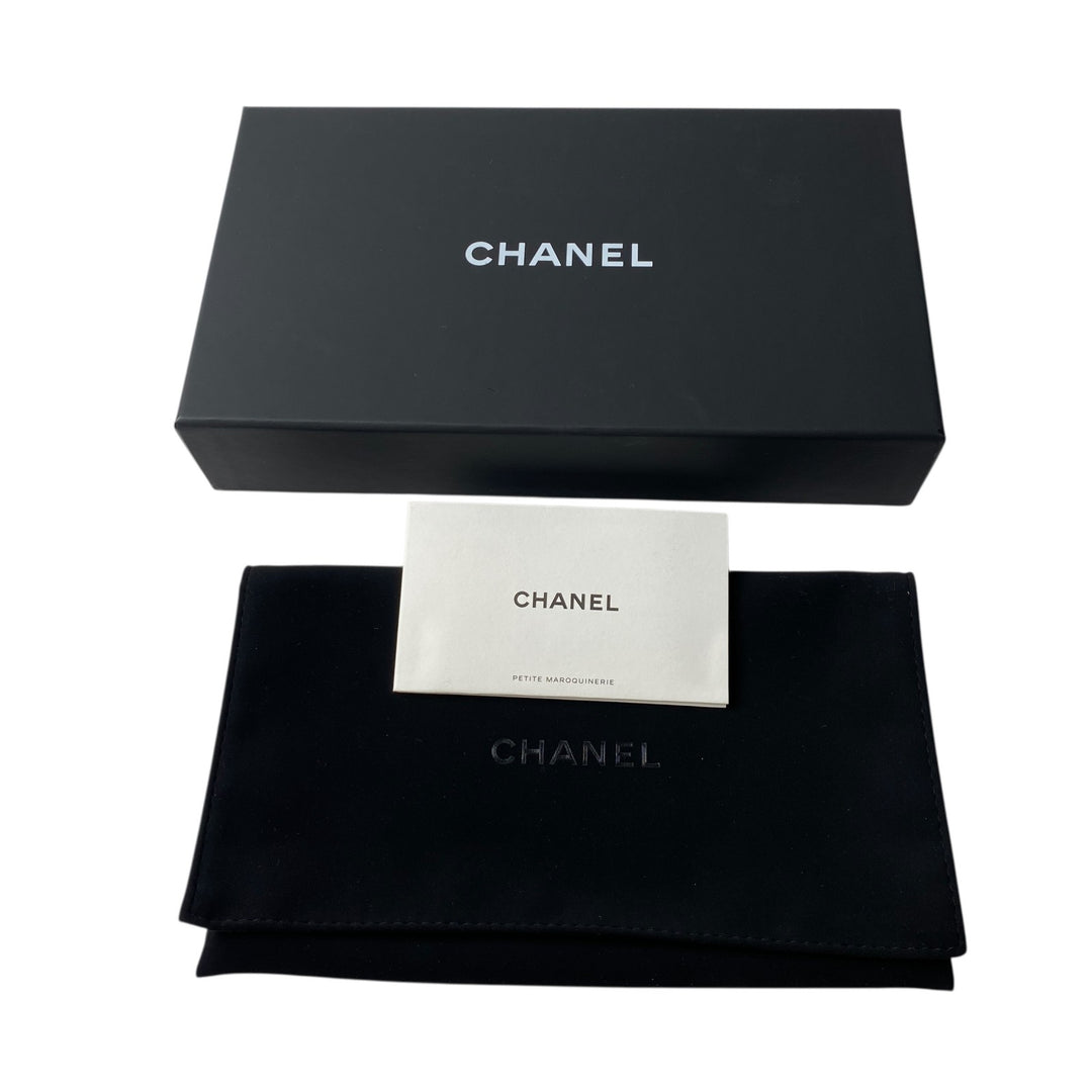 新品同様 シャネル CHANEL レディース マトラッセ AP4261 長財布 ココマーク