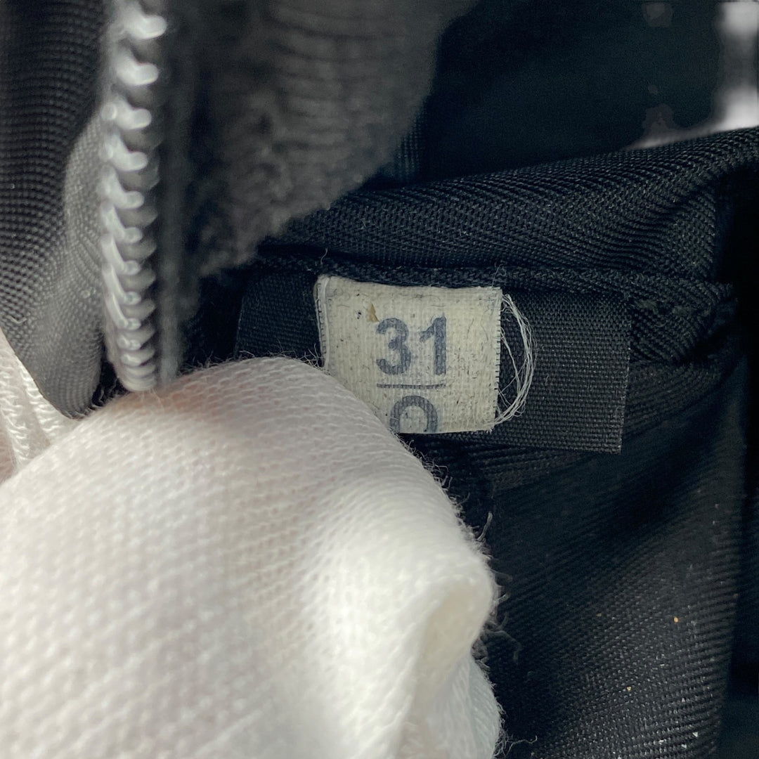 プラダ PRADA レディース ナイロン ボディバッグ V132 クロスボディ 斜めがけ