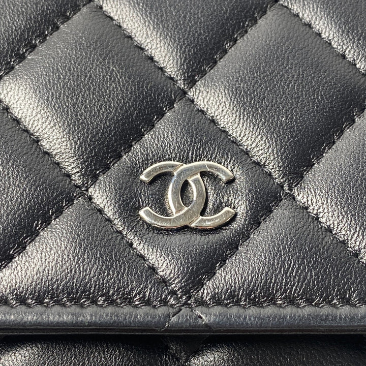 美品 シャネル CHANEL レディース マトラッセ チェーンショルダーウォレットランダム 斜めがけ クロスボディ