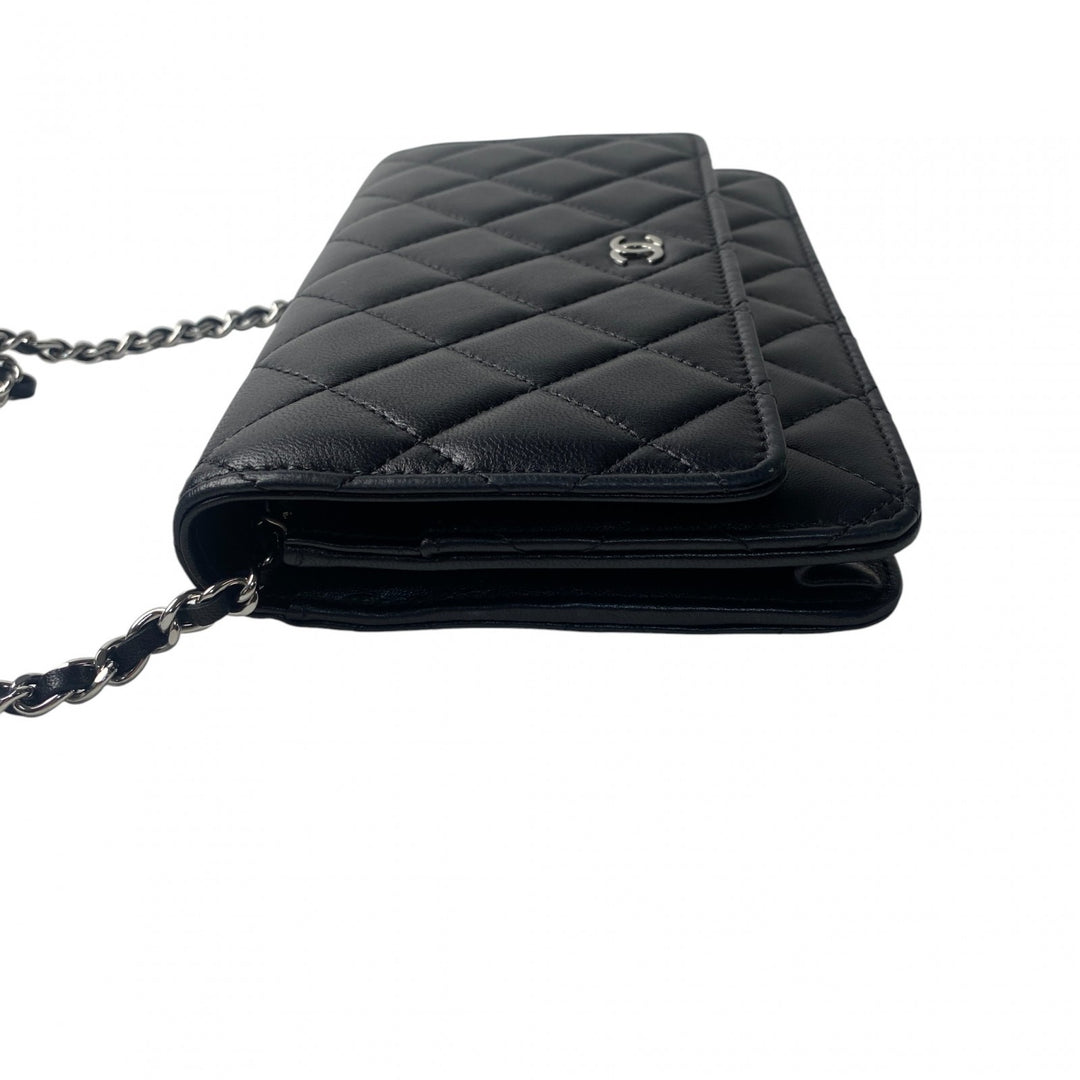 美品 シャネル CHANEL レディース マトラッセ チェーンショルダーウォレットランダム 斜めがけ クロスボディ