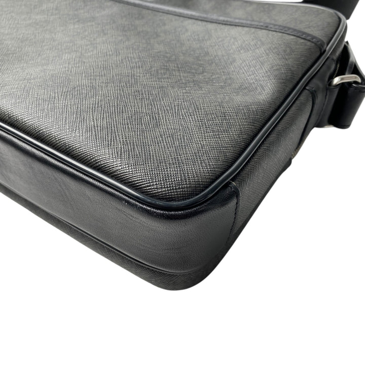 美品 ダンヒル dunhill メンズ メッセンジャーバッグ ショルダーバッグ 斜めがけ クロスボディ