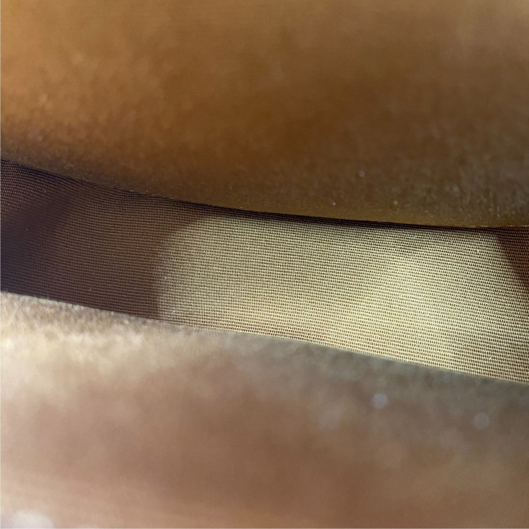 未使用 セリーヌ CELIN ミディアム フォルコ トリオンフ ショルダーバッグ　レディース