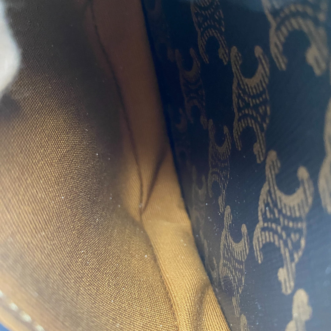 未使用 セリーヌ CELIN ミディアム フォルコ トリオンフ ショルダーバッグ　レディース