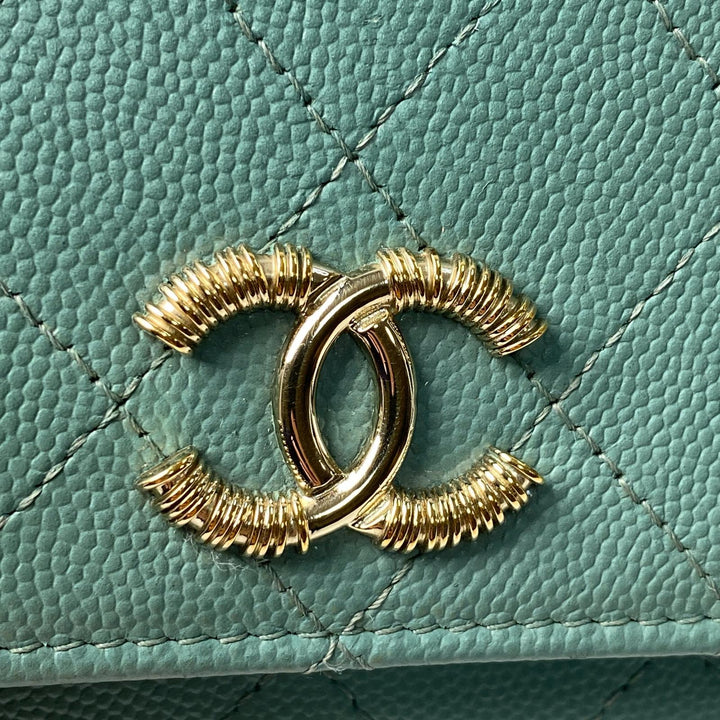 美品 シャネル CHANEL レディース チェーンウォレット キャビアスキン 斜めがけ クロスボディ