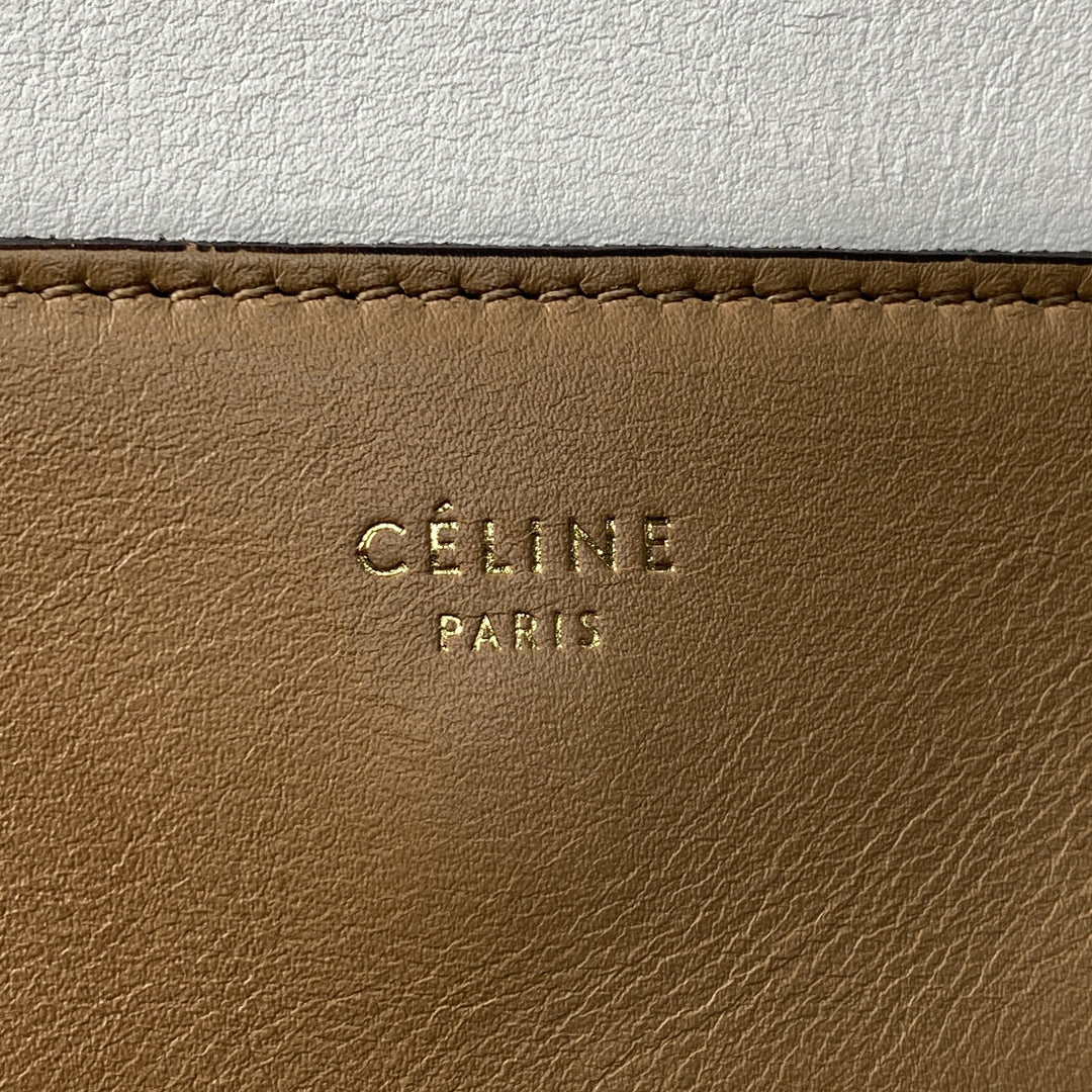 美品 セリーヌ CELINE レディース フレーム レザー ショルダーバッグ