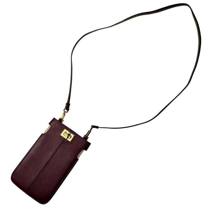 フェンディ FENDI ピーカブー レザー フォンポーチ ショルダー 8M0442 レディース