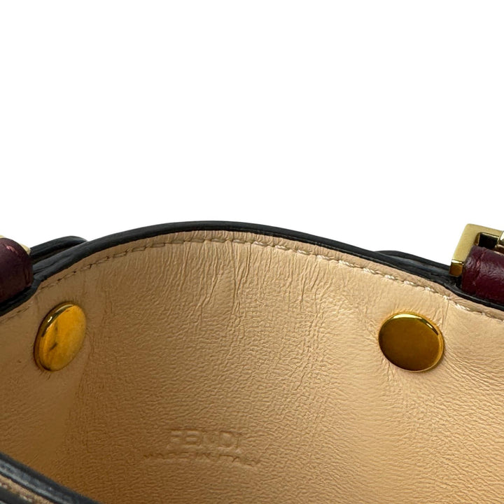 フェンディ FENDI ピーカブー レザー フォンポーチ ショルダー 8M0442 レディース