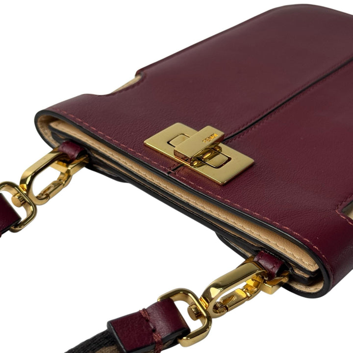 フェンディ FENDI ピーカブー レザー フォンポーチ ショルダー 8M0442 レディース