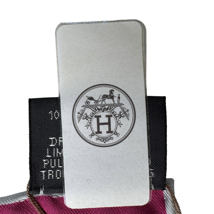 新品 エルメス HERMES ポケットチーフ 《マイヨン・ナジャー》 フィリップ・ムケ レディース