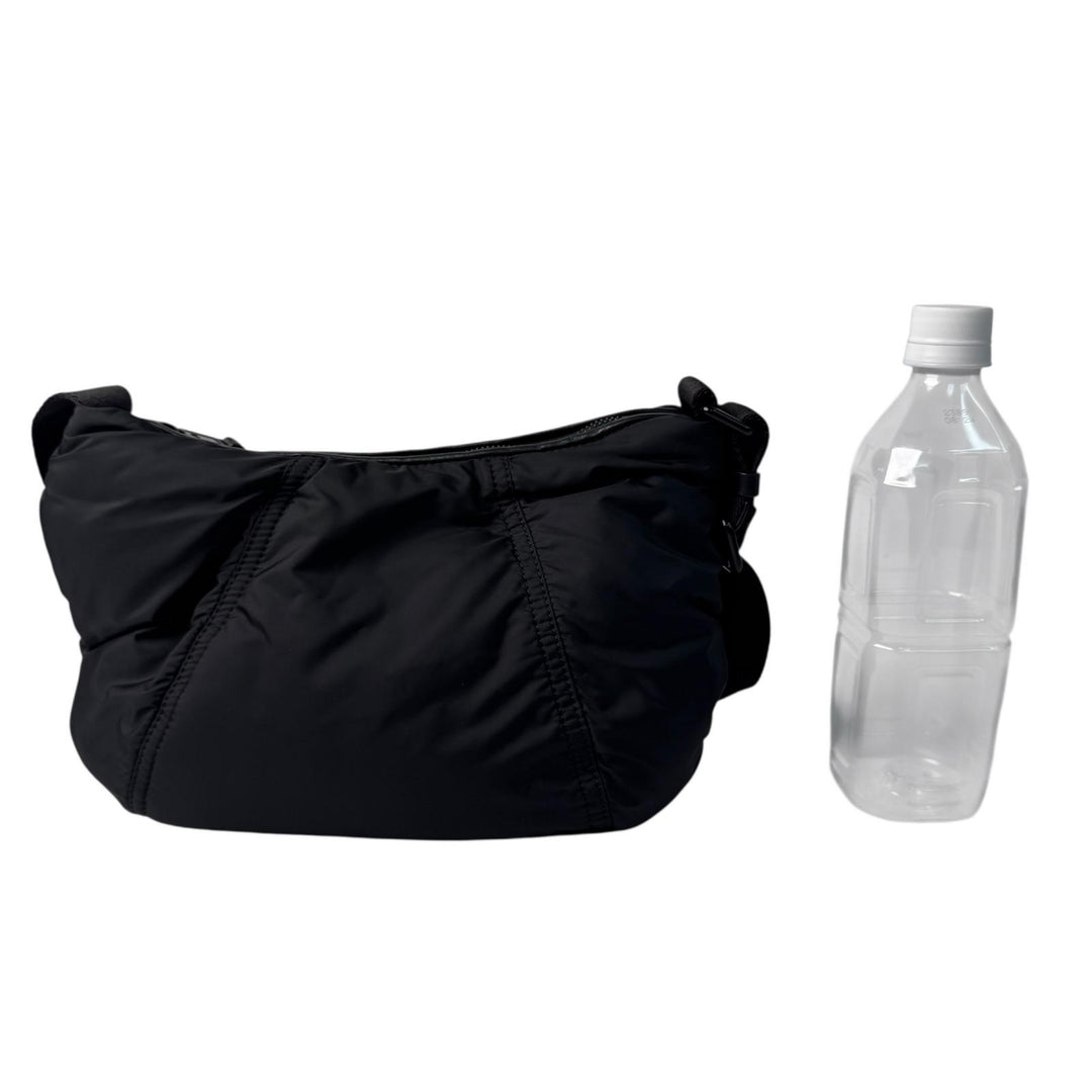 美品 モンクレール MONCLER スプレッドホーボー スモール ショルダーバック レディース