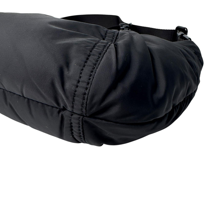 美品 モンクレール MONCLER スプレッドホーボー スモール ショルダーバック レディース