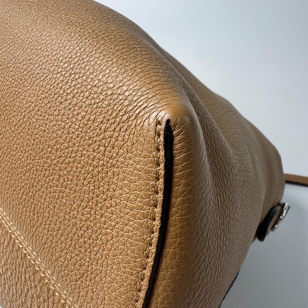 美品 フェンディ FENDI バイザウェイ ラージ セレリア 2way ハンドバッグ ショルダーバッグ 斜めがけ クロスボディ レディース
