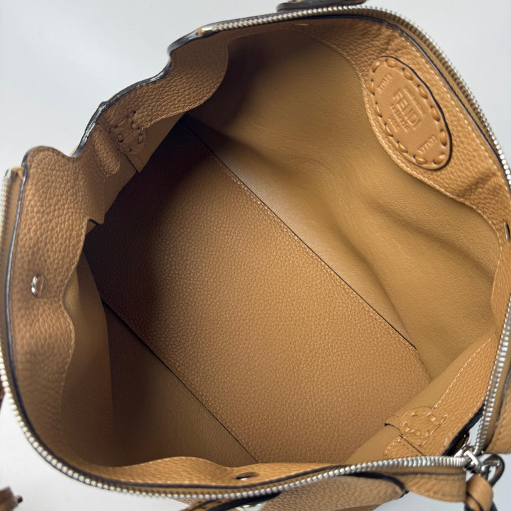 美品 フェンディ FENDI バイザウェイ ラージ セレリア 2way ハンドバッグ ショルダーバッグ 斜めがけ クロスボディ レディース