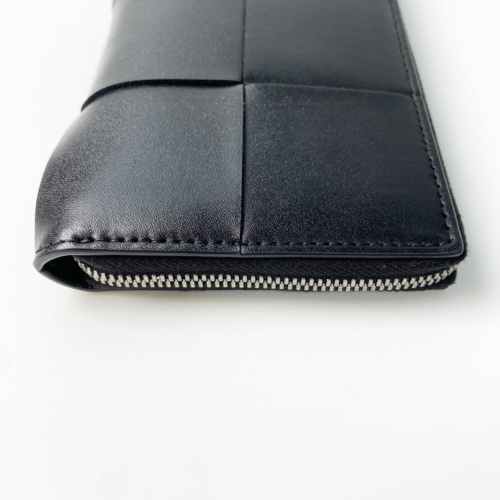 美品 ボッテガヴェネタ BOTTEGA VENETA レディース カセット マキシ 長財布 ラウンドジップ