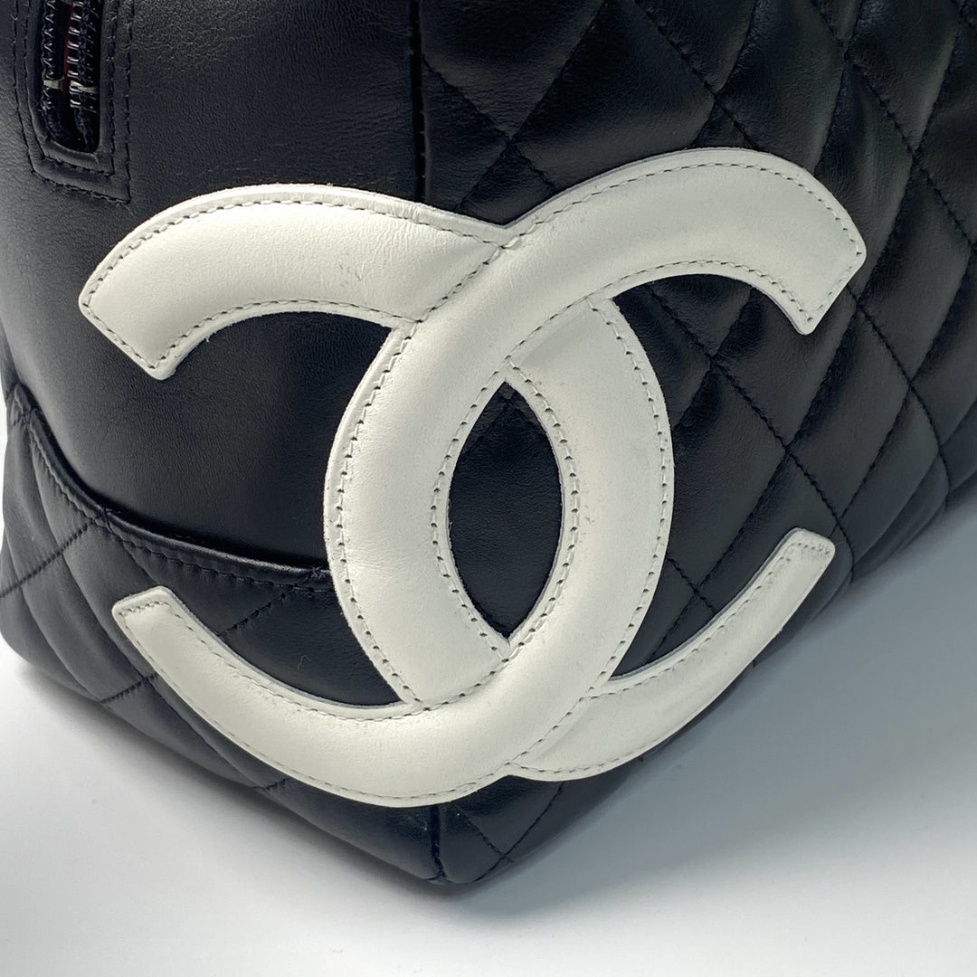 美品 シャネル CHANEL レディース カンボン ボーリングバッグ ココマーク ラムスキン 11番台　Gカード 箱付き