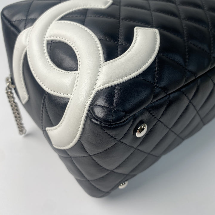 美品 シャネル CHANEL レディース カンボン ボーリングバッグ ココマーク ラムスキン 11番台　Gカード 箱付き