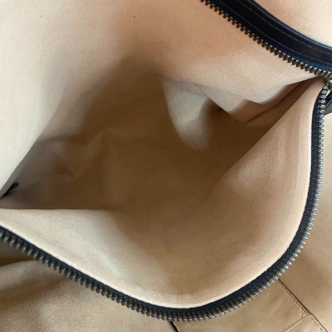 美品 グッチ GUCCI レディース リベル キャットヘッド レザートートバッグ 547851 肩がけ