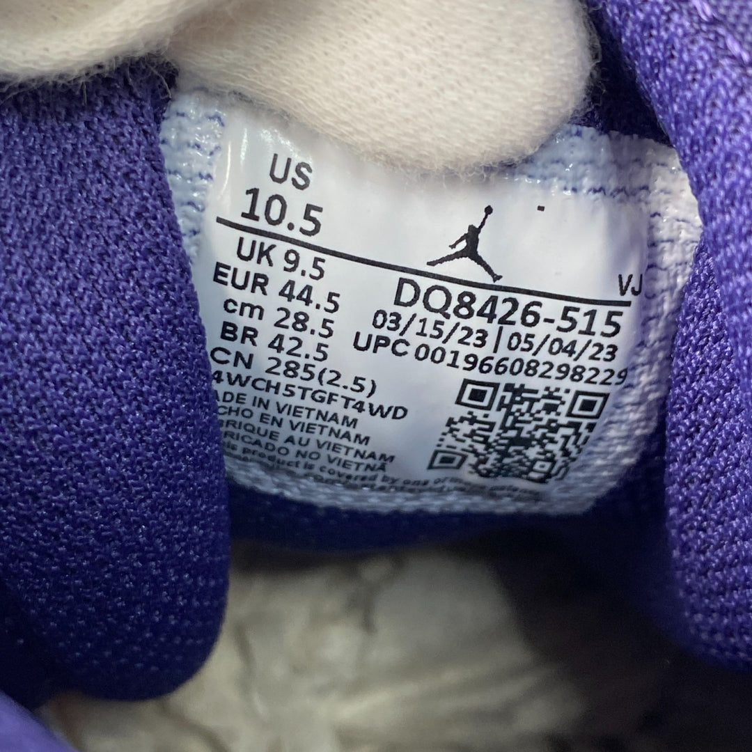 新品タグ付き ナイキ NIKE レディース ミッド AJ1 スニーカー DQ8426-515